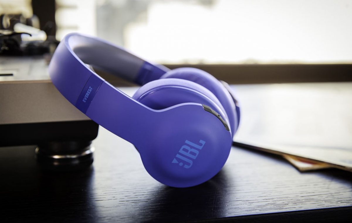 JBL Bluetooth headphones,