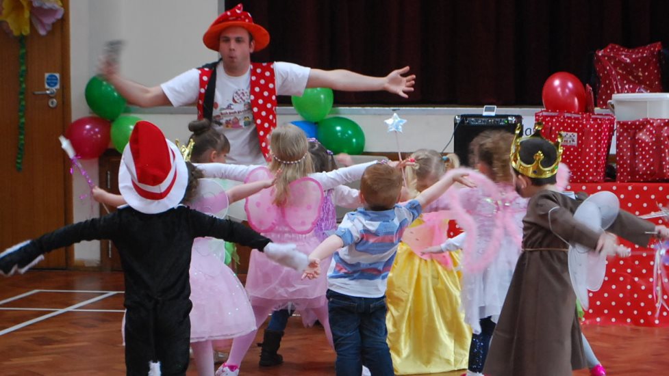 ntertainers For Childrens Parties Hire